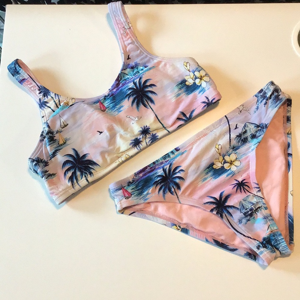 Girls Bikini!